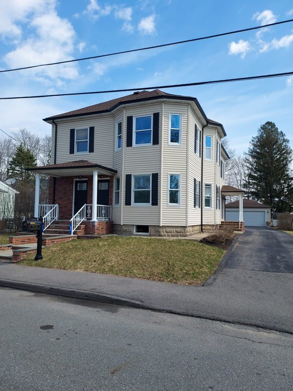 65 Vaillancourt St in Taunton, MA - Building Photo - Building Photo