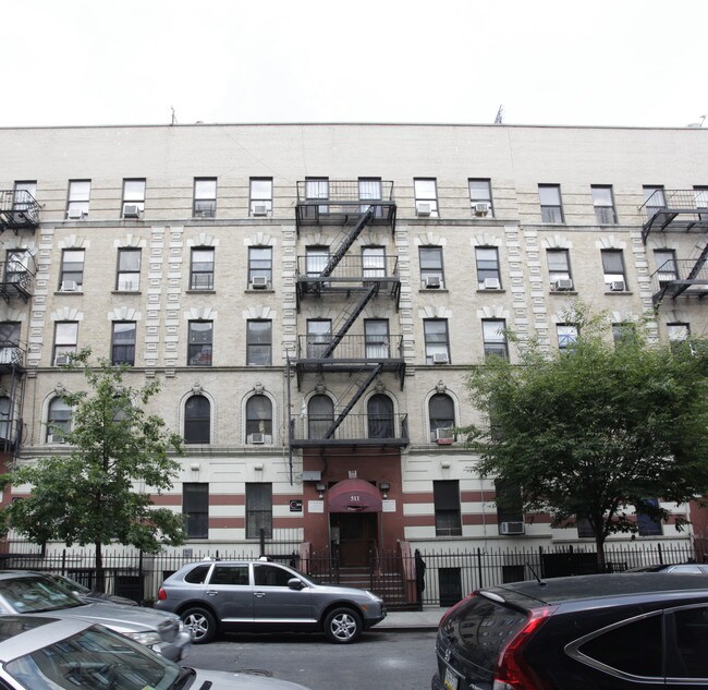 511 W 172nd St in New York, NY - Building Photo - Building Photo