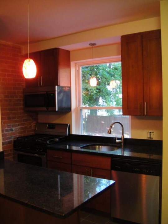 34 Sussex St in Boston, MA - Building Photo