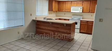 819 N College Ave in Tempe, AZ - Building Photo - Building Photo