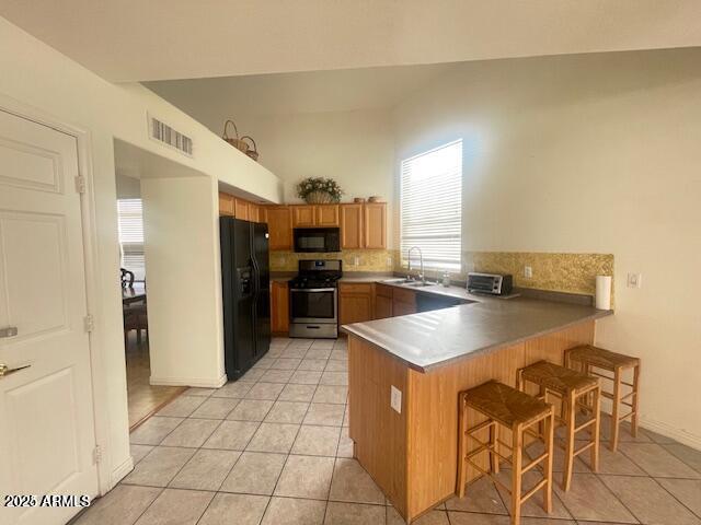 property at 1515 E Charleston Ave