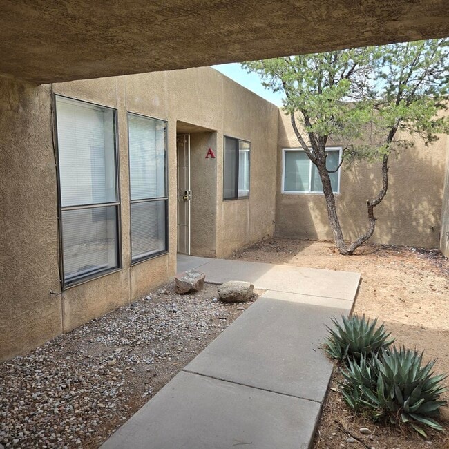 property at 789 Tramway Pl NE