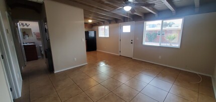 4441 E Pima St, Unit #1 in Tucson, AZ - Foto de edificio - Building Photo