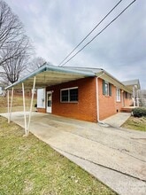 1025 Shenandoah Dr in Gastonia, NC - Building Photo - Building Photo
