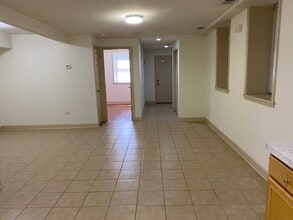 827 N Wood St in Chicago, IL - Building Photo - Building Photo