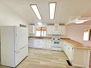 1860 W Wilson Rd in Pahrump, NV - Building Photo - Building Photo