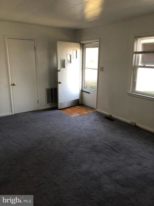 121 Taft Ave in Winchester, VA - Foto de edificio