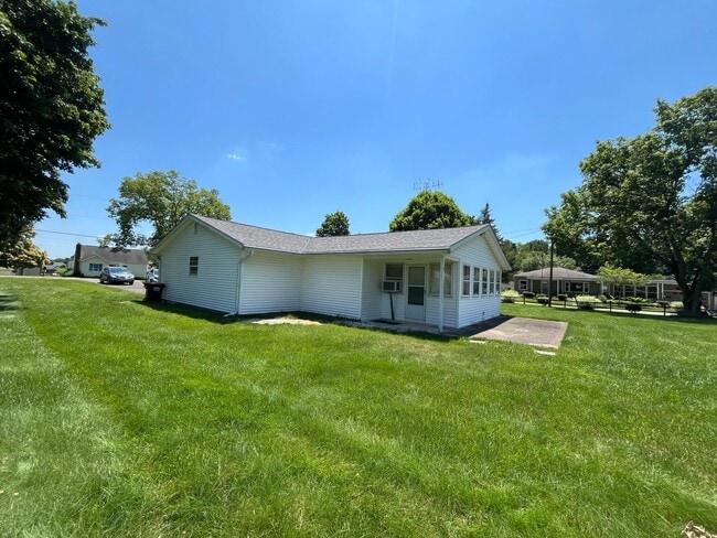 757 N Buena Vista St in Newark, OH - Building Photo - Building Photo