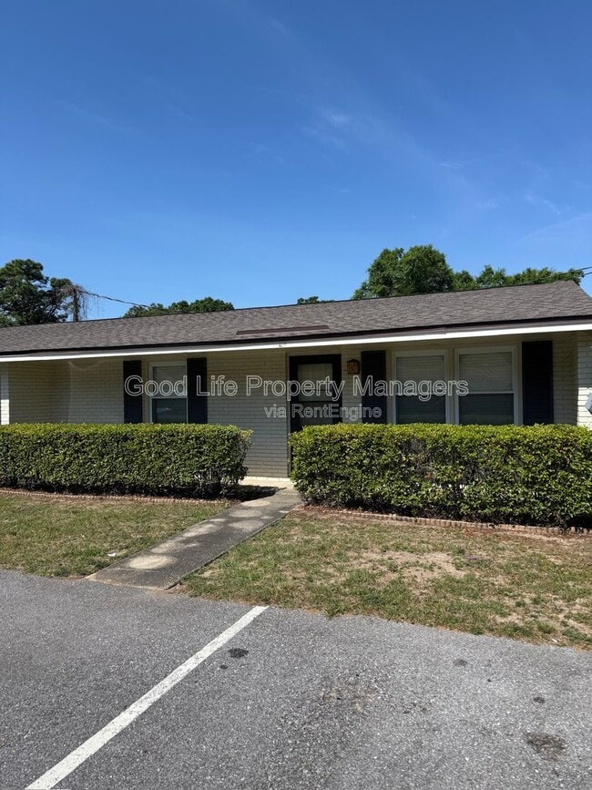 3751 E Olive Rd