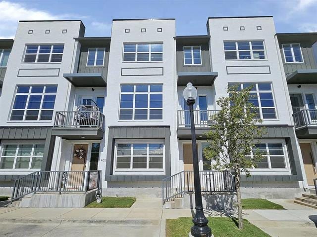 property at 13325 Bee St