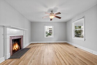 105 E Club Blvd in Durham, NC - Building Photo - Building Photo