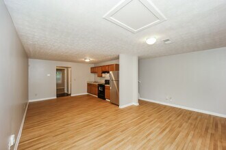 6155 Forrest Ave in Union City, GA - Building Photo - Building Photo