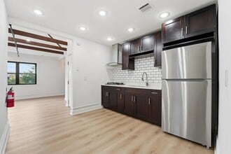 89 Stuyvesant Ave in Jersey City, NJ - Building Photo - Building Photo