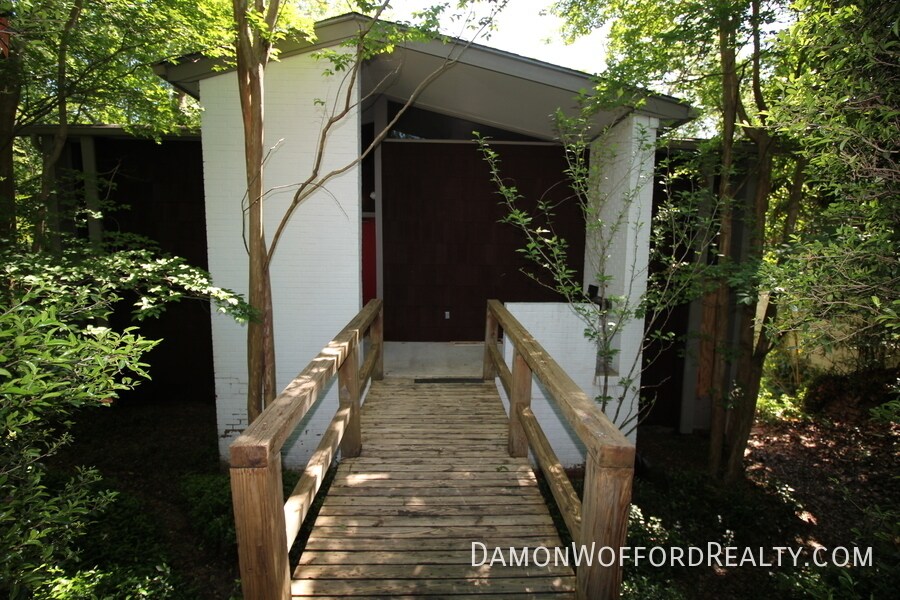 1806 St Ann St in Jackson, MS - Building Photo