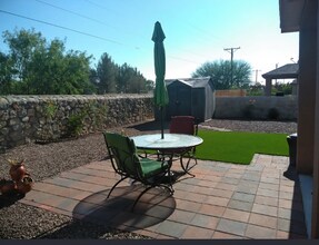 13844 Hollywood in Horizon City, TX - Building Photo - Building Photo