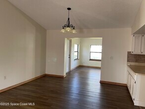 363 Emerson Dr NW in Palm Bay, FL - Building Photo - Building Photo