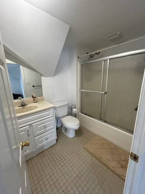 18 River St, Unit 18 in Sayville, NY - Building Photo - Building Photo