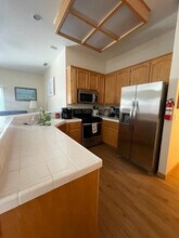 8851 Silverberry Ave in Elk Grove, CA - Building Photo - Building Photo