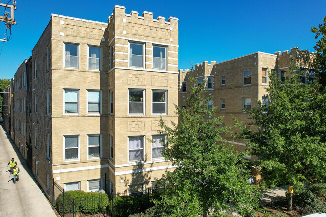 1630 W Columbia Ave in Chicago, IL - Building Photo - Building Photo