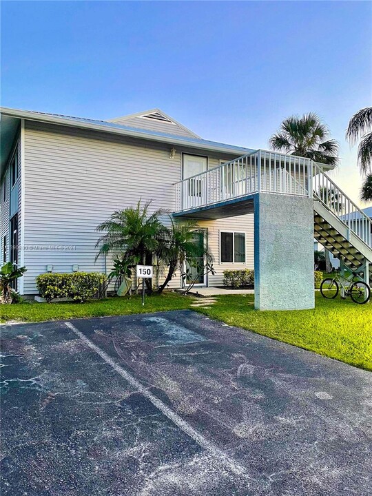 150 SE Village Dr-Unit -150 in Port St. Lucie, FL - Building Photo