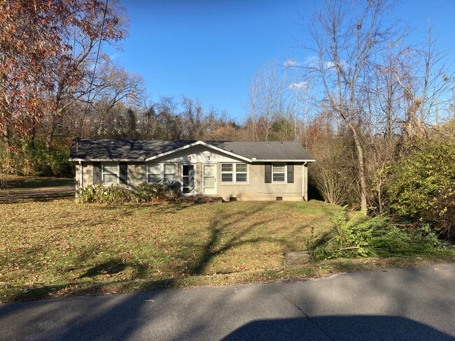 property at 2708 Shacklett Dr