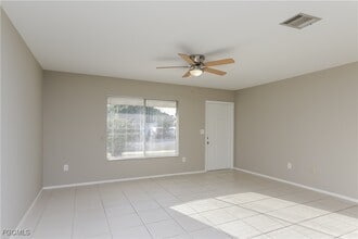 2601 Shenandoah St in North Port, FL - Building Photo - Building Photo