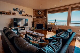 11908 Possession Ln, Unit SI ID1267852P in Edmonds, WA - Building Photo
