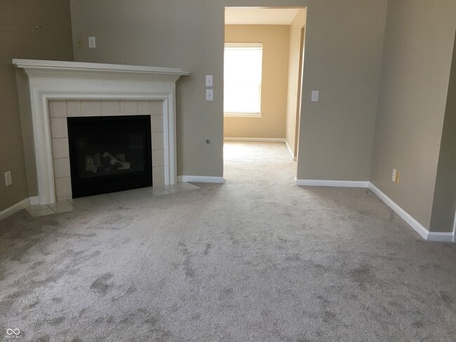 8072 Birchfield Dr in Indianapolis, IN - Building Photo - Building Photo