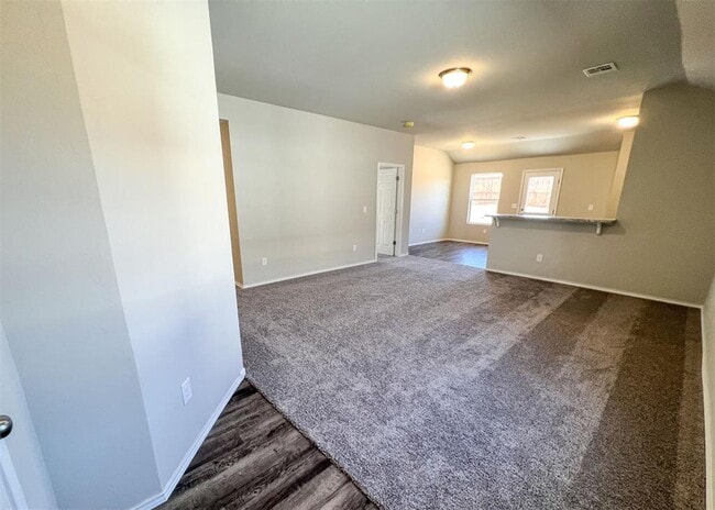 11909 Jude Way in Yukon, OK - Building Photo - Building Photo