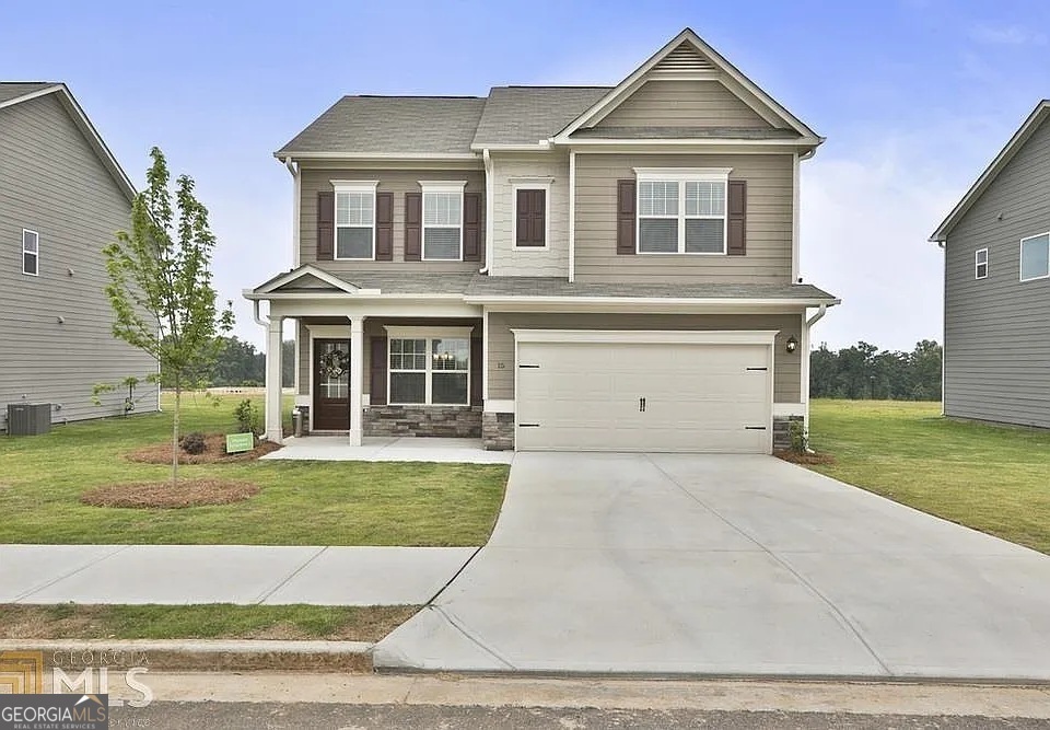 15 October Ave in Newnan, GA - Building Photo