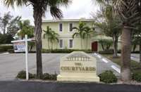 Courtyards at Martel Arms in Delray Beach, FL - Building Photo - Building Photo