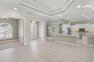 5354 Nathaniel Pl in Sarasota, FL - Foto de edificio - Building Photo
