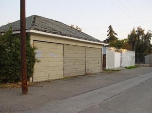 187 N Van Ness Ave in Fresno, CA - Building Photo - Building Photo