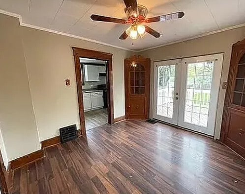 878 Clark St in Akron, OH - Building Photo - Building Photo