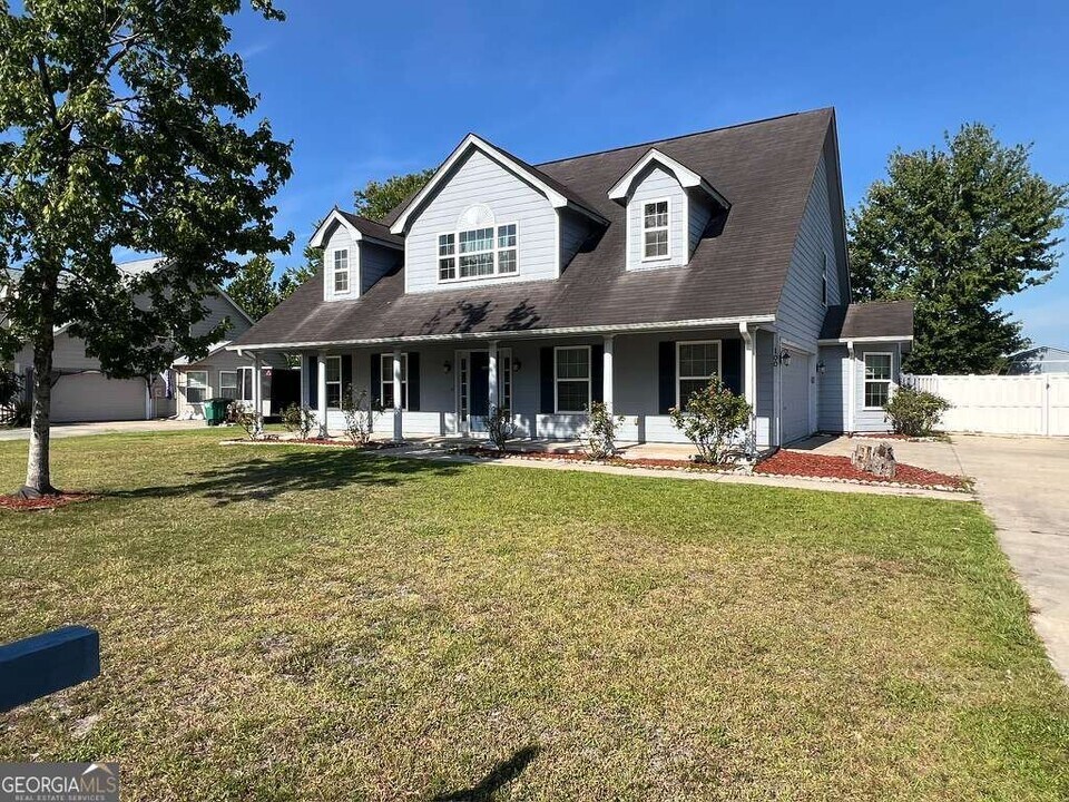 100 Snapper Ct in St. Marys, GA - Building Photo