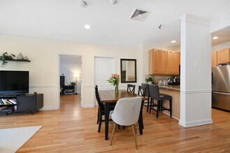 84 Adams St in Hoboken, NJ - Building Photo - Building Photo