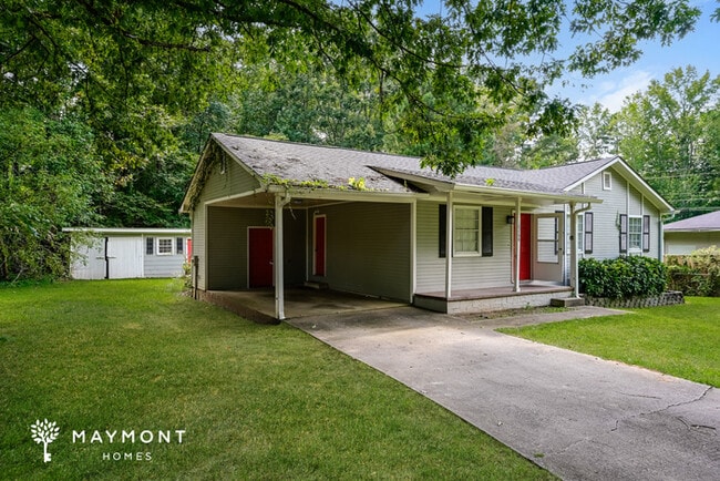 10268 Foxfire Terrace in Jonesboro, GA - Building Photo - Building Photo