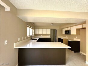 120 Clifton Heights Dr in Las Vegas, NV - Building Photo - Building Photo