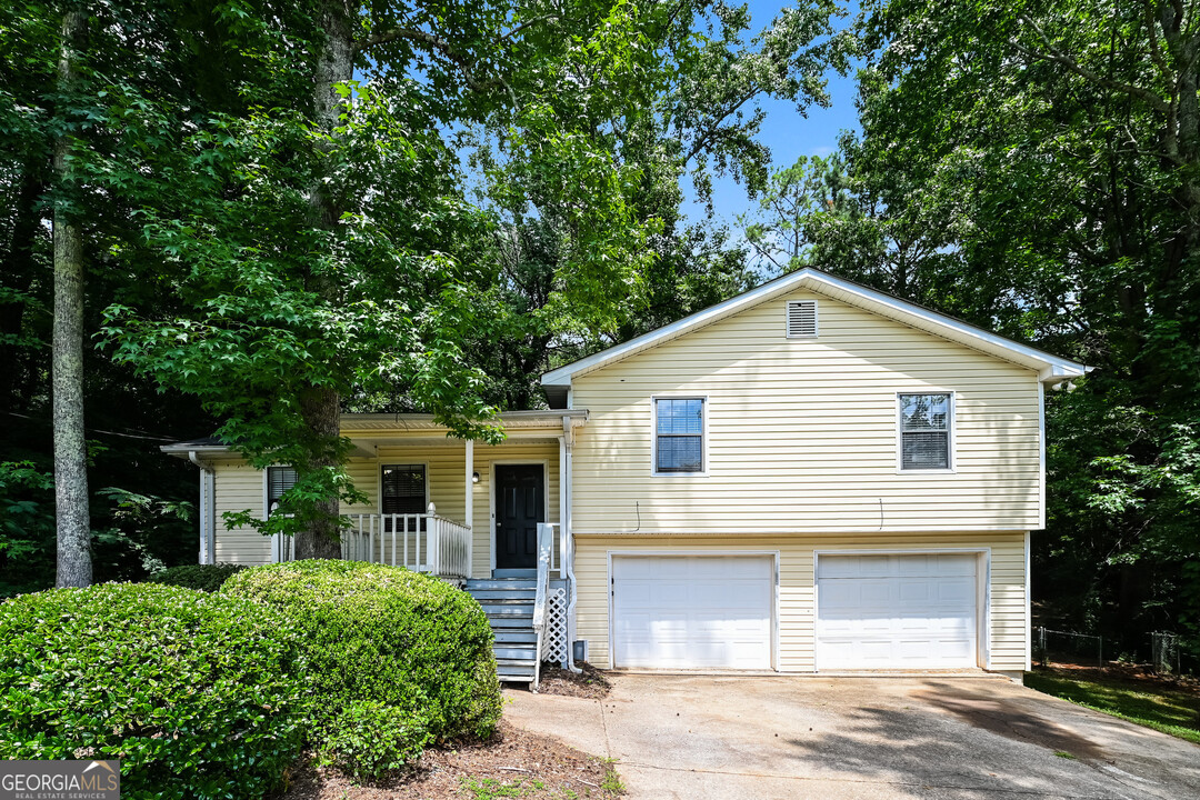 372 Kings Hill Ct in Lawrenceville, GA - Building Photo