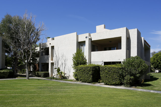 Ocotillo Place Apartments in Cathedral City, CA - Building Photo - Building Photo