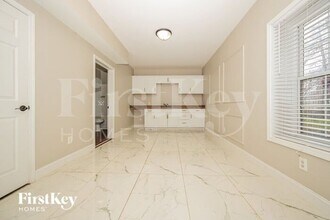 50 S Links Dr in Covington, GA - Building Photo - Building Photo