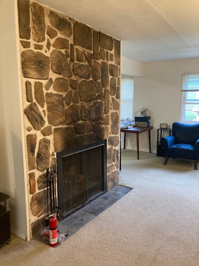 property at 8 Crescent Dr