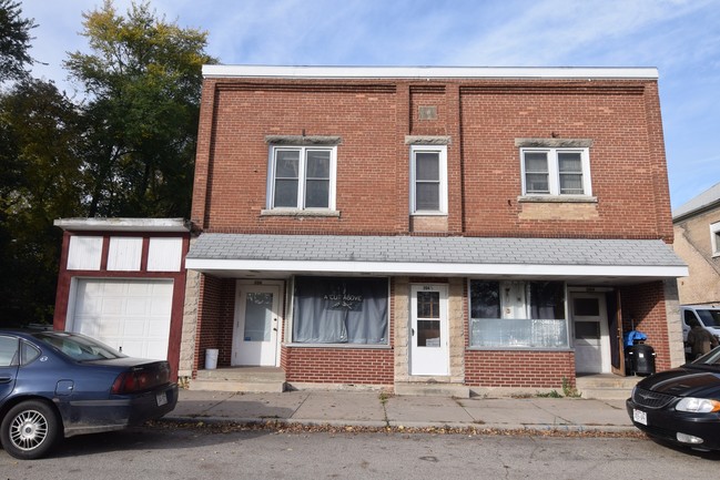 204 Railroad Ave in Bear Creek, WI - Building Photo - Building Photo