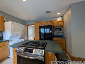 80 North St in Medford, MA - Building Photo - Building Photo