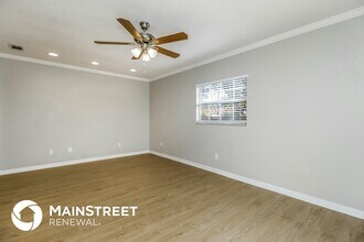 421 Kee St in Apopka, FL - Foto de edificio - Building Photo