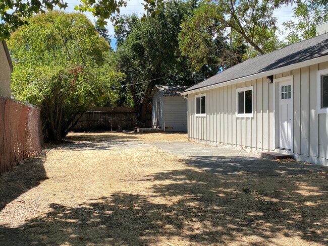 3200 34th Ave in Sacramento, CA - Building Photo - Building Photo