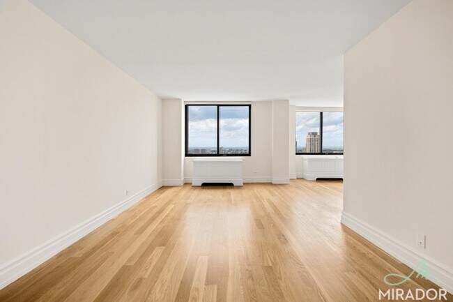 145 W 67th St in New York, NY - Building Photo - Building Photo