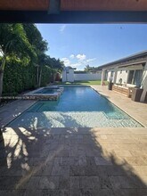 20029 NW 57th Pl in Hialeah, FL - Building Photo - Building Photo