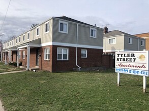 Tyler Street Apartments in Gary, IN - Foto de edificio - Primary Photo