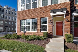 8010 Wistar Glen Dr in Henrico, VA - Building Photo - Building Photo